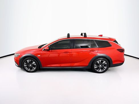 Used 2018 Buick Regal Preferred w/ Sights and Sounds Package AWD/4WD image 4