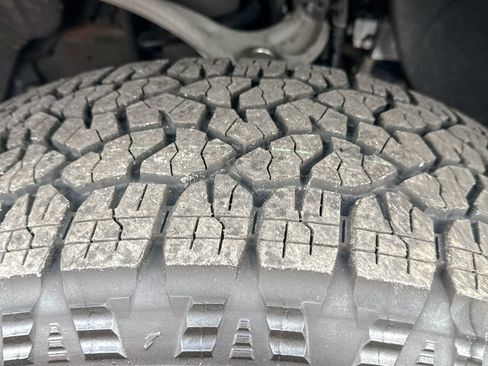 Certified 2021 Chevrolet Silverado 1500 RST image 12