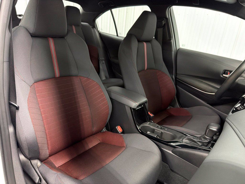 Used 2024 Toyota Corolla SE FWD image 14