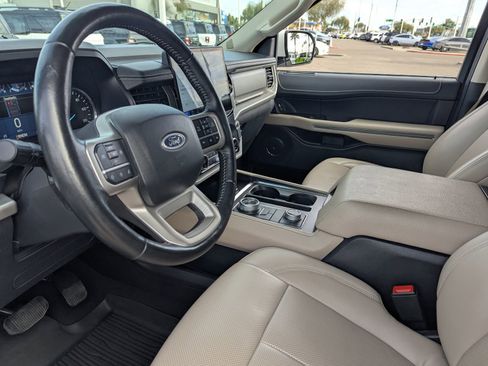 Certified 2024 Ford Expedition Max XLT image 15
