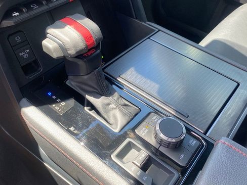 Used 2025 Toyota Sequoia TRD Pro AWD/4WD image 23