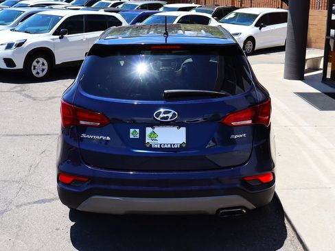 Used 2018 Hyundai Santa Fe Sport FWD image 10