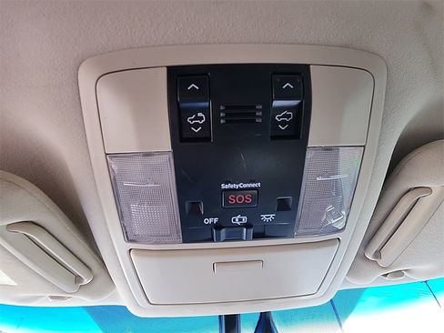 Used 2017 Lexus GX 460 image 24