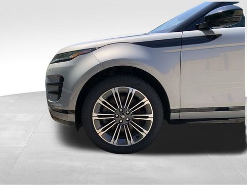 Certified 2024 Land Rover Range Rover Evoque Dynamic SE image 9