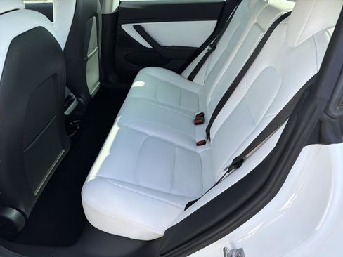 Used 2021 Tesla Model 3 Long Range image 21