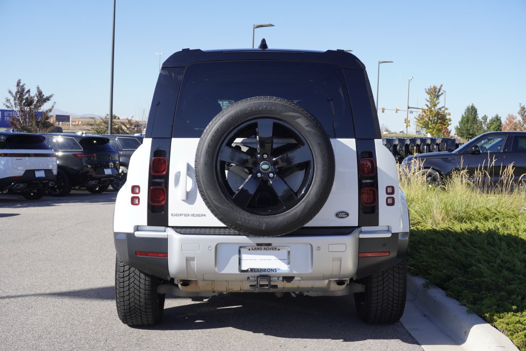 Used 2022 Land Rover Defender 110 S AWD/4WD image 6