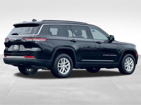 Used 2025 Jeep Grand Cherokee L Laredo w/ Trailer Tow Package AWD/4WD image 7