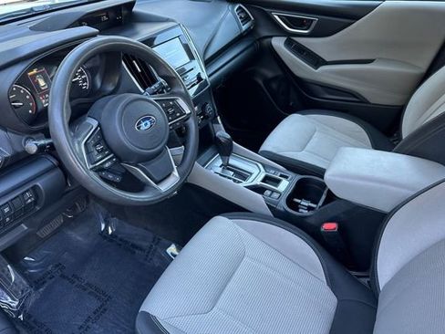 Used 2022 Subaru Forester Base image 10