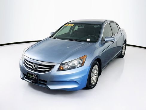 Used 2011 Honda Accord LX image 3