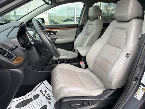 Used 2017 Honda CR-V Touring image 12