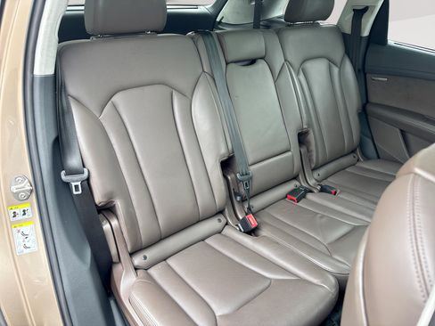 Used 2019 Audi Q7 3.0T Prestige AWD/4WD image 27