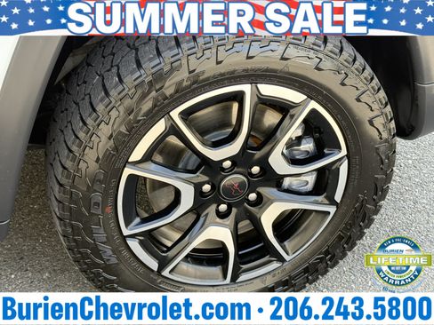Used 2025 Jeep Compass Trailhawk AWD/4WD image 27