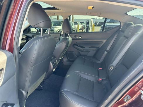 Used 2023 Nissan Altima 2.5 SL image 10