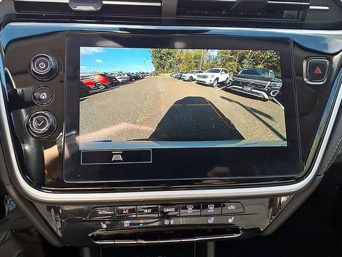 Used 2022 Chevrolet Bolt EUV LT w/ Comfort Package image 11