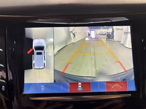 Used 2018 Cadillac Escalade Premium Luxury image 15