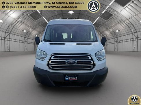 Used 2017 Ford Transit 150 XLT RWD image 8
