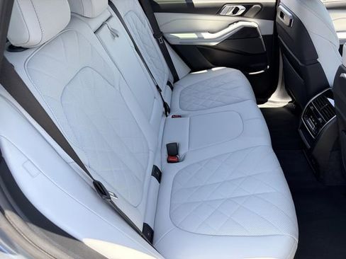 Used 2024 BMW X5 sDrive40i w/ Climate Comfort Package RWD image 13