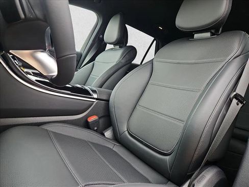 New 2026 Mercedes-Benz GLC 300 image 4