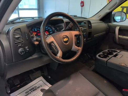 Used 2011 Chevrolet Silverado 1500 LT w/ All-Star Edition AWD/4WD image 10
