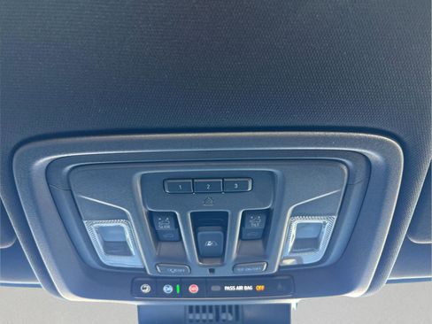 Used 2024 Chevrolet Silverado 1500 High Country w/ High Country Premium Package image 26