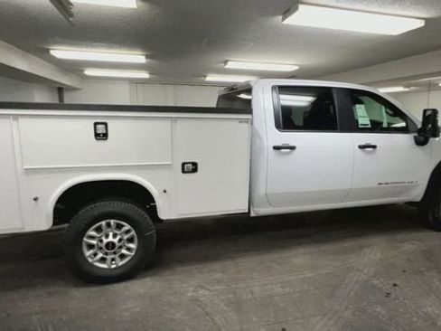 New 2026 GMC Sierra 2500 Pro w/ Convenience Package AWD/4WD image 8