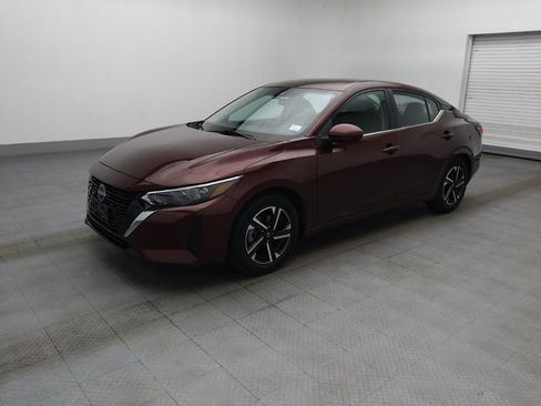Used 2025 Nissan Sentra SV FWD image 2