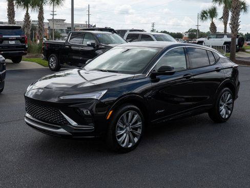 New 2025 Buick Envista Avenir image 7