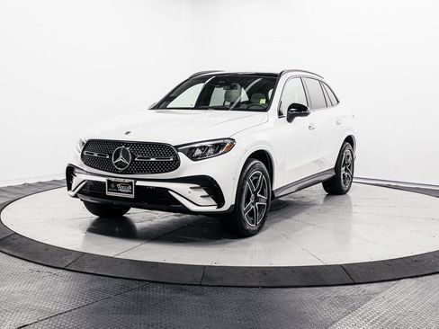 Certified 2026 Mercedes-Benz GLC 300 4MATIC image 3