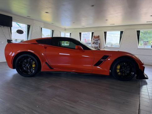 Used 2019 Chevrolet Corvette Grand Sport RWD image 5
