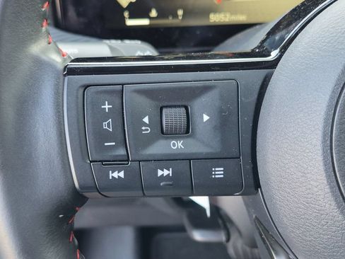 Used 2026 Nissan Kicks SR w/ Cold Weather Package AWD/4WD image 14