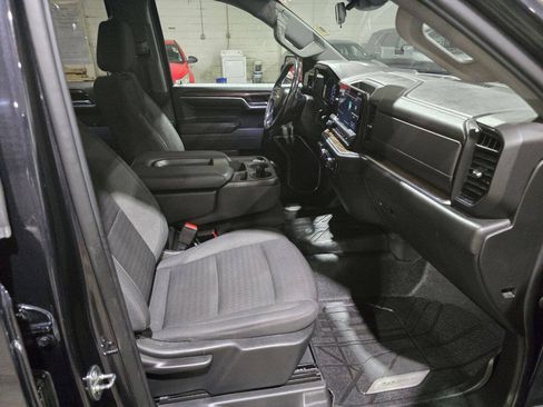 Used 2022 Chevrolet Silverado 1500 LT w/ Max Trailering Package AWD/4WD image 35