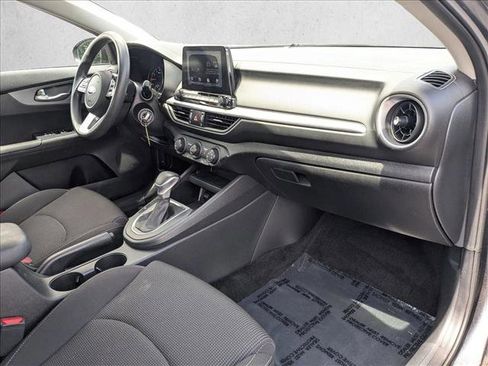 Used 2020 Kia Forte LXS FWD image 20