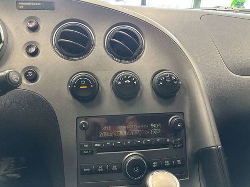 Used 2009 Pontiac Solstice GXP w/ Premium Package image 26