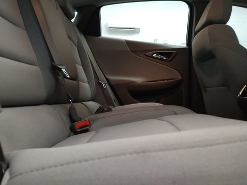 Used 2025 Chevrolet Malibu LT FWD image 19