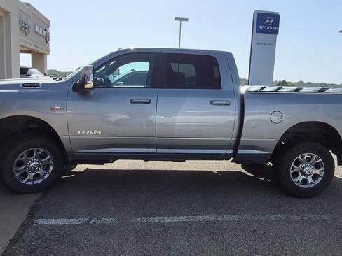 Used 2024 RAM 2500 Laramie AWD/4WD image 5