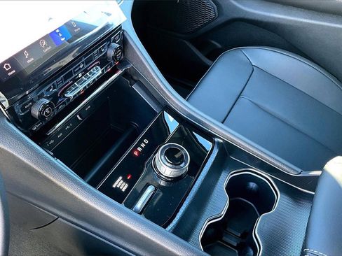 New 2025 Jeep Grand Cherokee Limited image 30