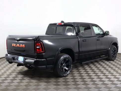 Used 2025 RAM 1500 Big Horn AWD/4WD image 10