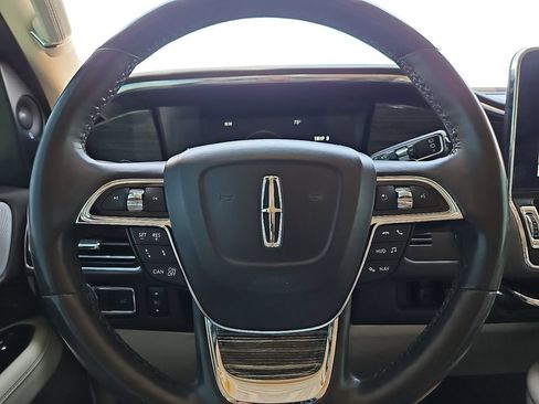 Used 2020 Lincoln Navigator L Black Label w/ Cargo Convenience Package AWD/4WD image 30