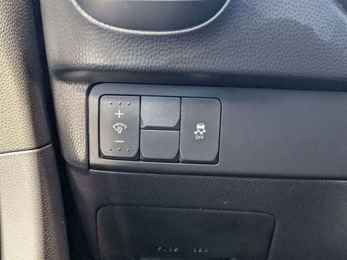 Used 2018 Kia Soul + image 28