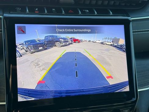 Used 2025 Jeep Grand Cherokee L Limited w/ Black Appearance Package image 21