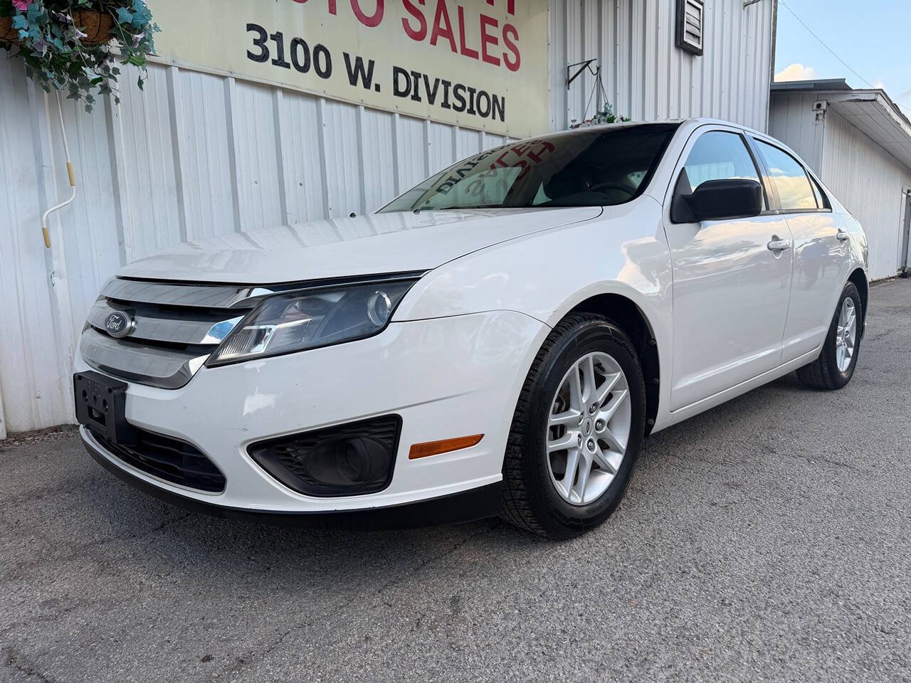 Used 2010 Ford Fusion S FWD image 7