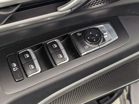 Used 2025 Kia Telluride S image 10