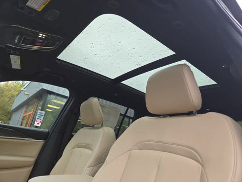 New 2026 Jeep Grand Cherokee Limited AWD/4WD image 19