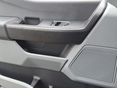 New 2025 Ford F550 4x4 Regular Cab Super Duty image 10