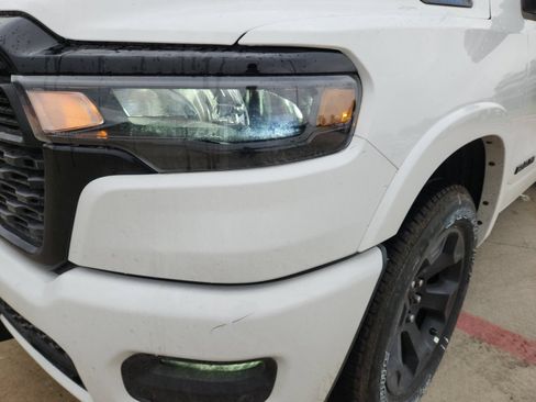 New 2026 RAM 1500 4x4 Crew Cab image 9