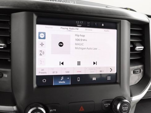 Certified 2022 RAM 1500 Big Horn w/ Trailer Tow Group image 34