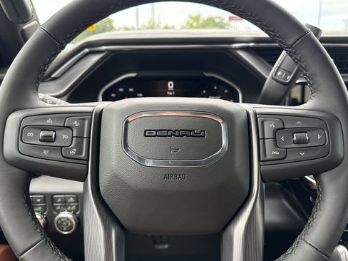 New 2026 GMC Sierra 2500 Denali Ultimate AWD/4WD image 23
