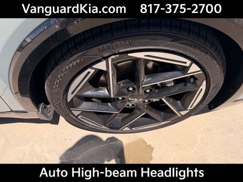 Certified 2025 Kia K4 EX FWD image 11