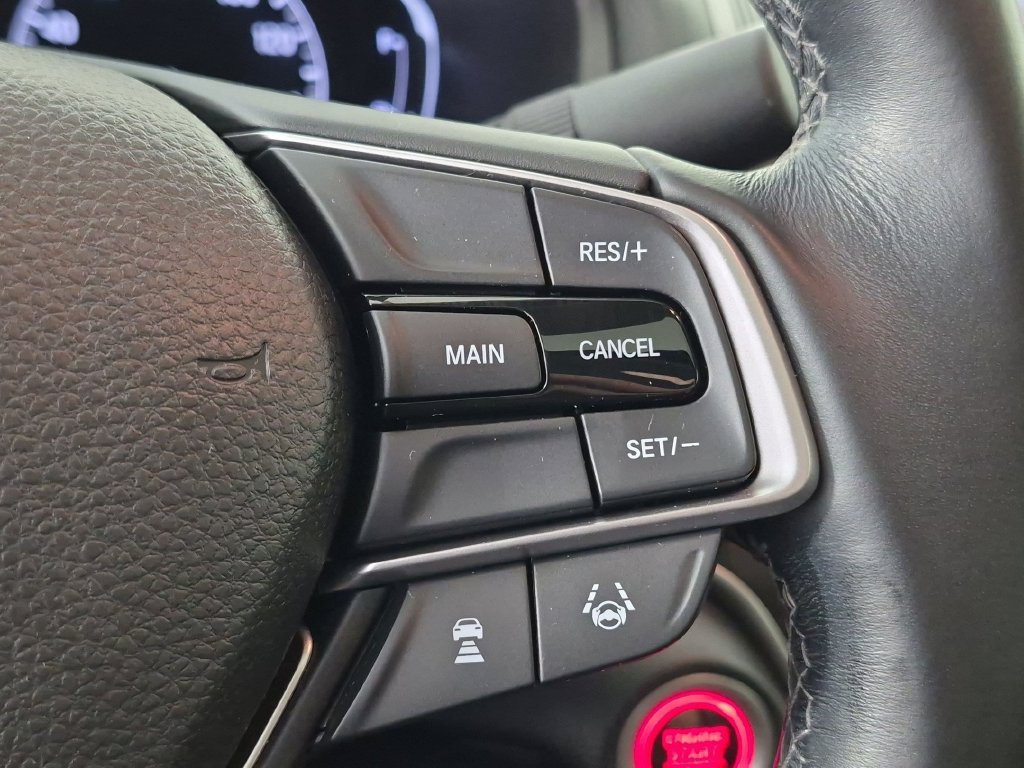 Used 2019 Honda Accord EX-L image 18