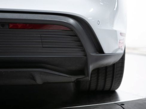 Certified 2024 Porsche Taycan 4S AWD/4WD image 20